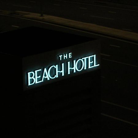 Broadbeach Stunner Modern And Central Gold Coast Exterior photo