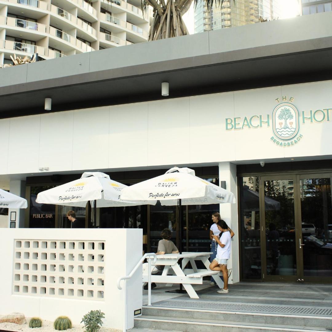 Broadbeach Stunner Modern And Central Gold Coast Exterior photo